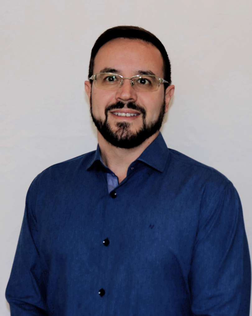Dr. Rodrigo do Carmo